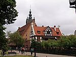  Große Mühle, liegt auf einer kleinen Insel; entstand 1350
